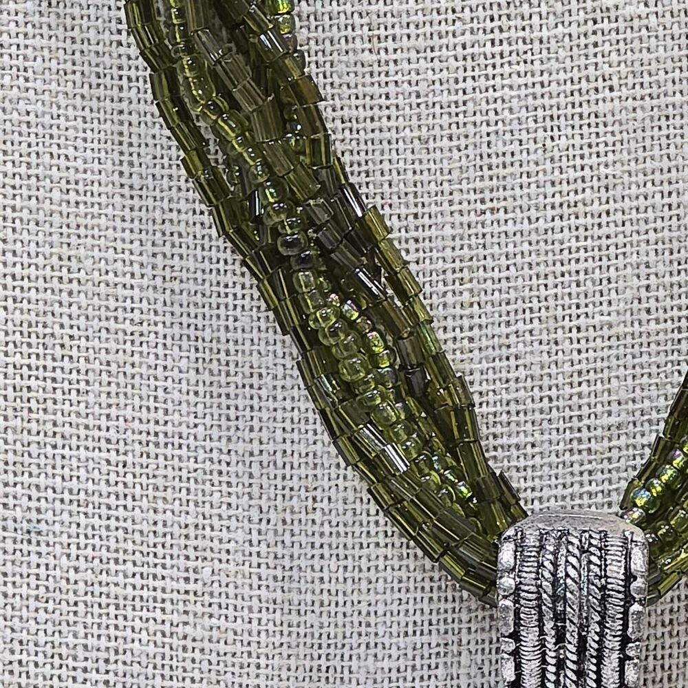 Green Seed Bead Multi Strand Silver Tone Enamel Pendant Necklace - Picture 9 of 13